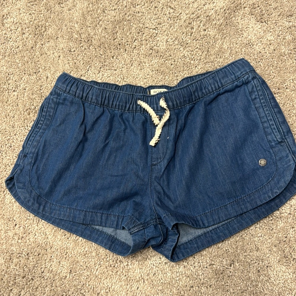 Never worn Roxy shorts